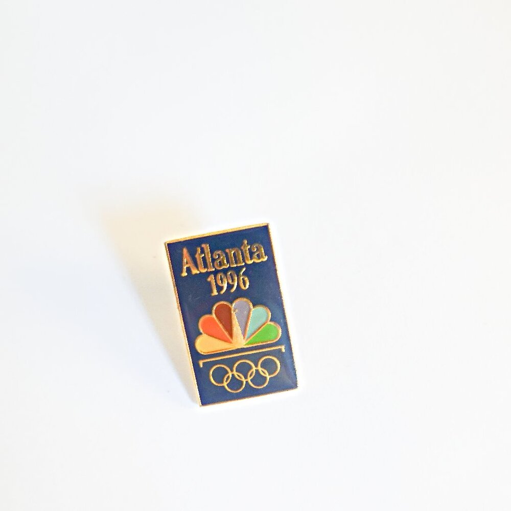 Atlanta 1996 NBC Olympic Media Sponsor Pin ~ TV ~ Classic Blue with Logo l